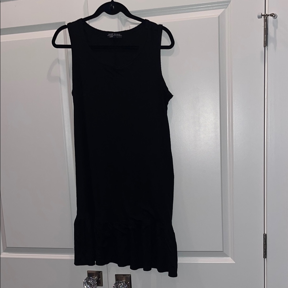 Shop Basic Black Sleeveless Dress size L